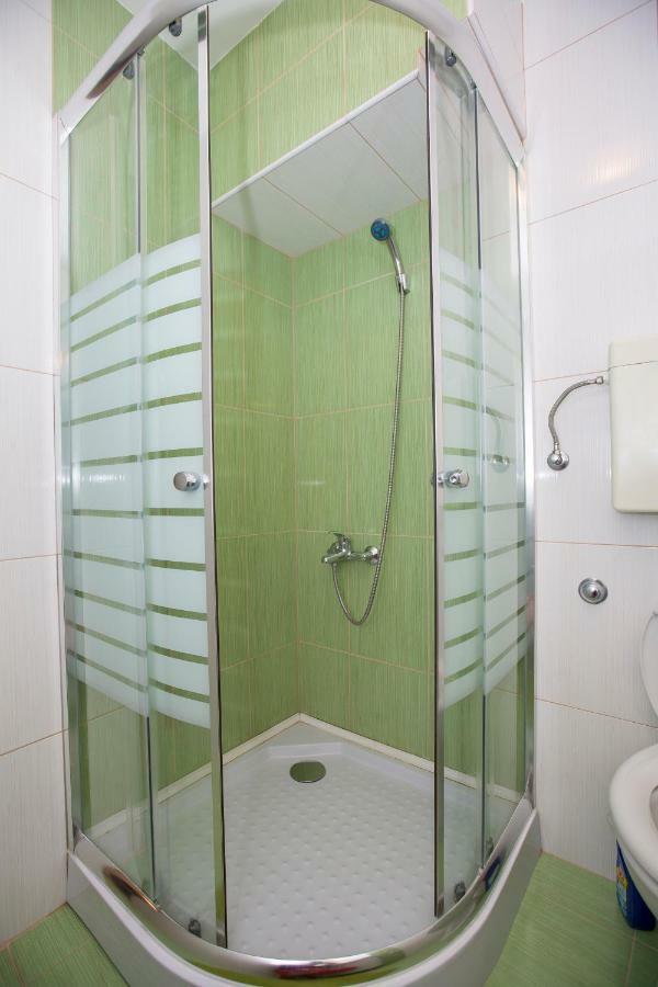 Apartmani Cindric Karlobag Dış mekan fotoğraf