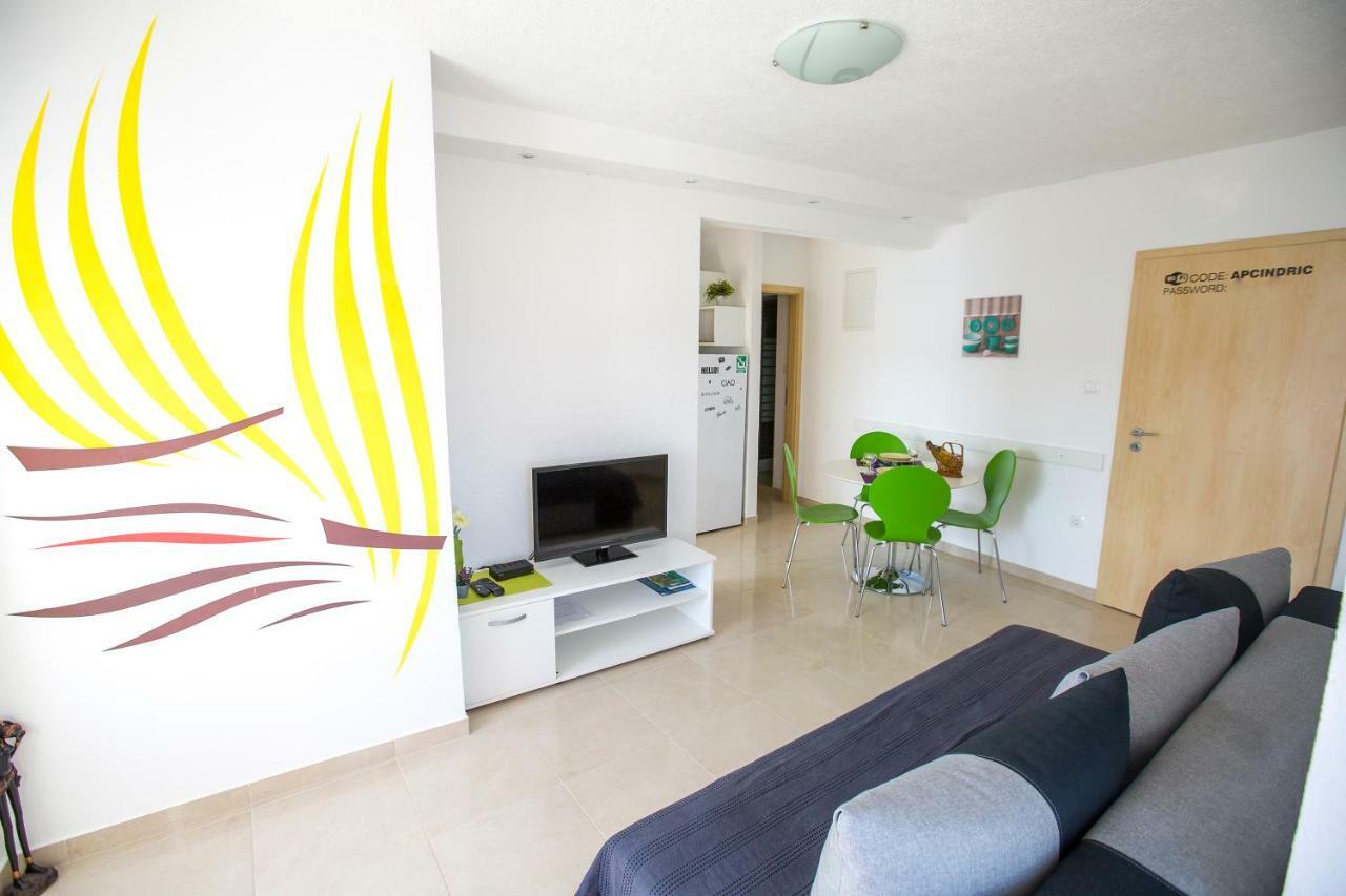 Apartmani Cindric Karlobag Dış mekan fotoğraf