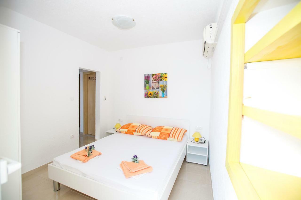 Apartmani Cindric Karlobag Dış mekan fotoğraf