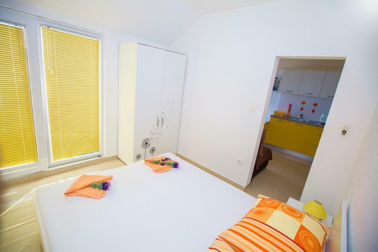 Apartmani Cindric Karlobag Dış mekan fotoğraf