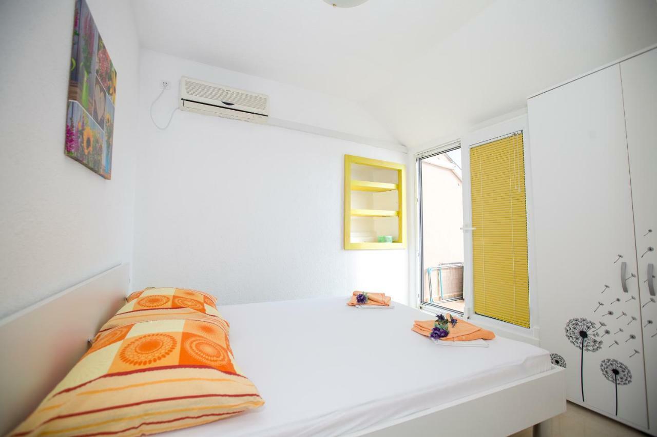 Apartmani Cindric Karlobag Dış mekan fotoğraf