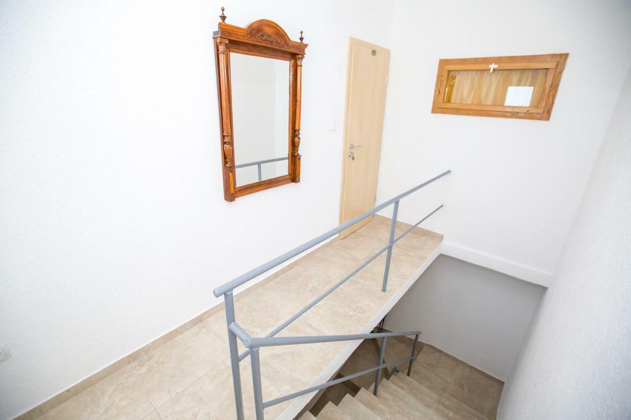 Apartmani Cindric Karlobag Dış mekan fotoğraf