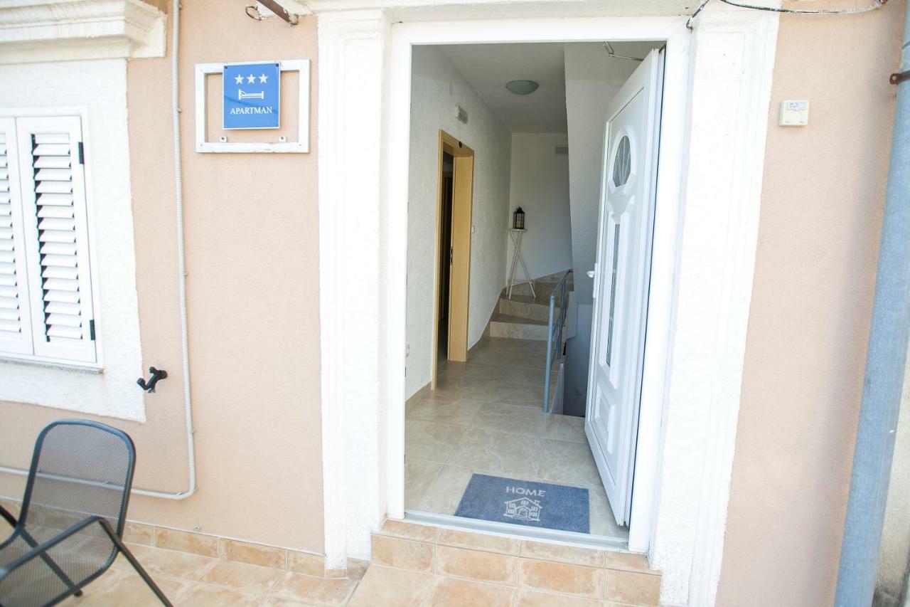 Apartmani Cindric Karlobag Dış mekan fotoğraf